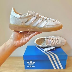 ADIDAS ORIGINALS HANDBALL SPEZIAL Wonder White/Cloud White/Gum